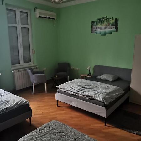 Cozy Palace Hostel Belgrade Exterior photo