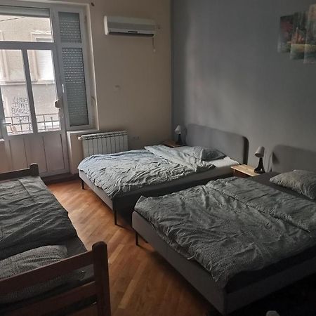 Cozy Palace Hostel Belgrade Exterior photo
